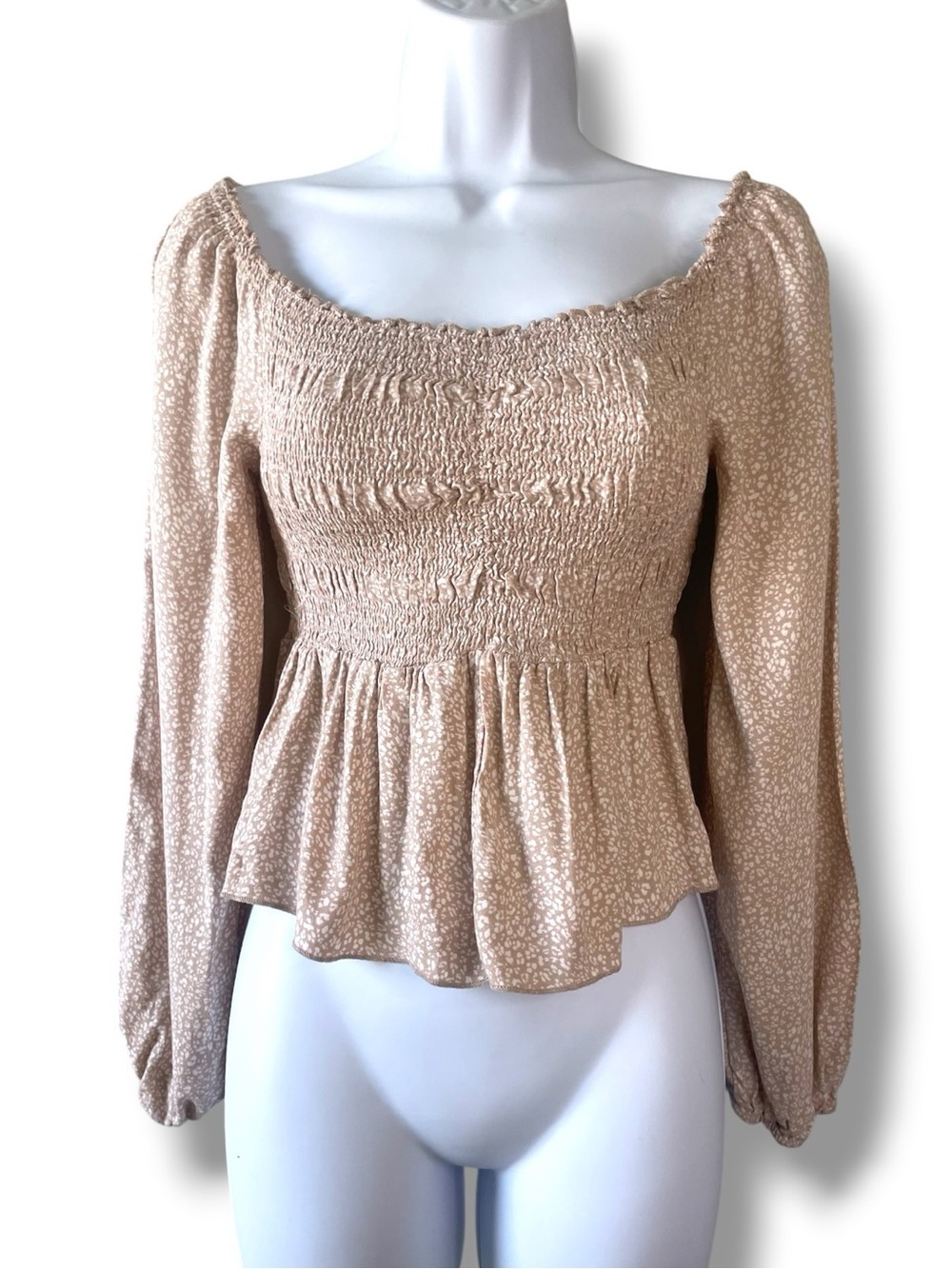 Urban Romantics Smocked Peplum Blouse Beige Floral Boho Cottagecore Prairie Top - Picture 5 of 6